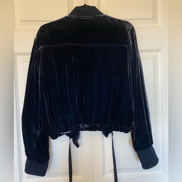 J Crew | Women’s Velvet Bomber Style Jacket | size large - Picture 6 of 6